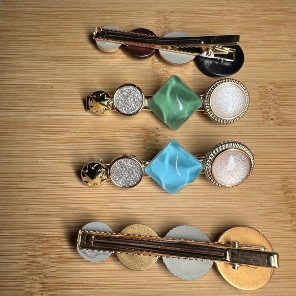 SALE💚 any 3 for $18 💚
𝅺 Hair Clips Rectangular Hair Barrette Acrylic - Picture 3 of 3